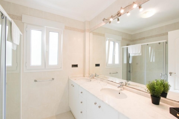 2 bed apartment in Benissa