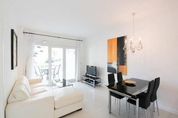 2 bed apartment in Benissa