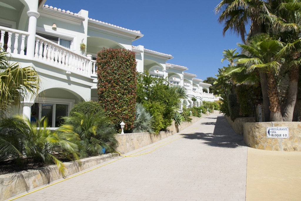 2 bed apartment in Benissa