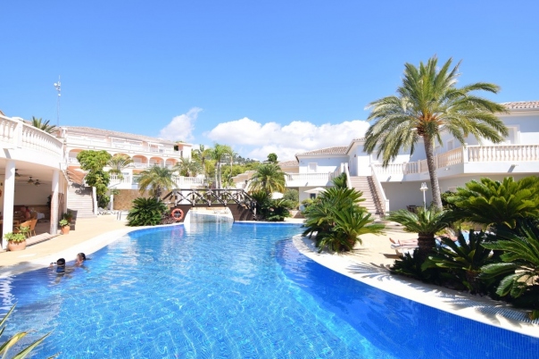 2 bed apartment in Benissa