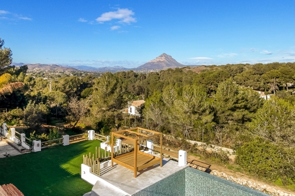 5 bed villa in Xàbia