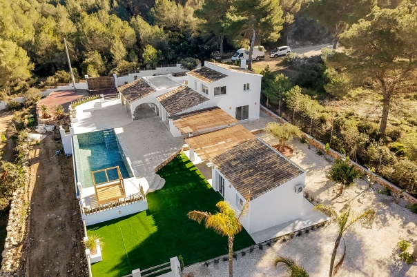 5 bed villa in Xàbia