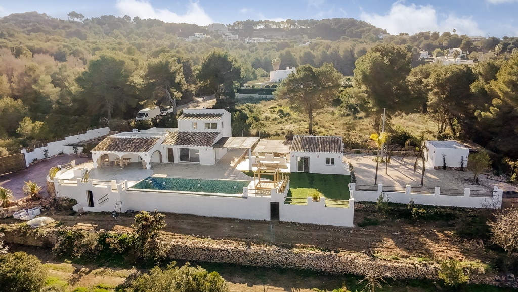 5 bed villa in Xàbia