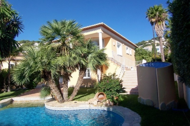 4 bed villa in Moraira