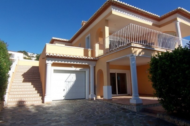 4 bed villa in Moraira