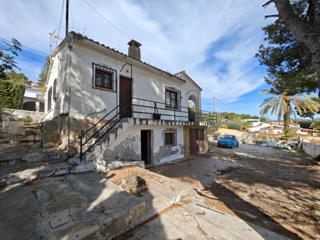 3 bed villas in Moraira