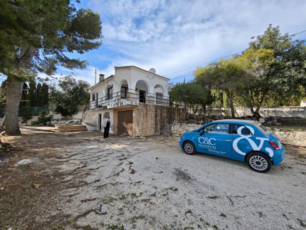3 bed villas in Moraira