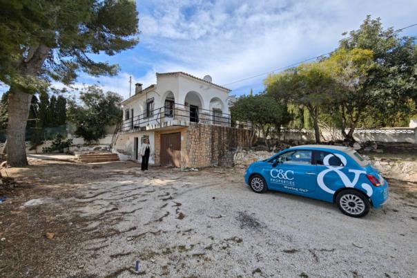 3 bed villas in Moraira