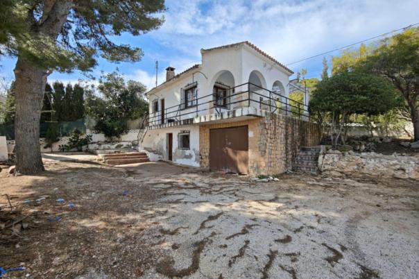 3 bed villas in Moraira