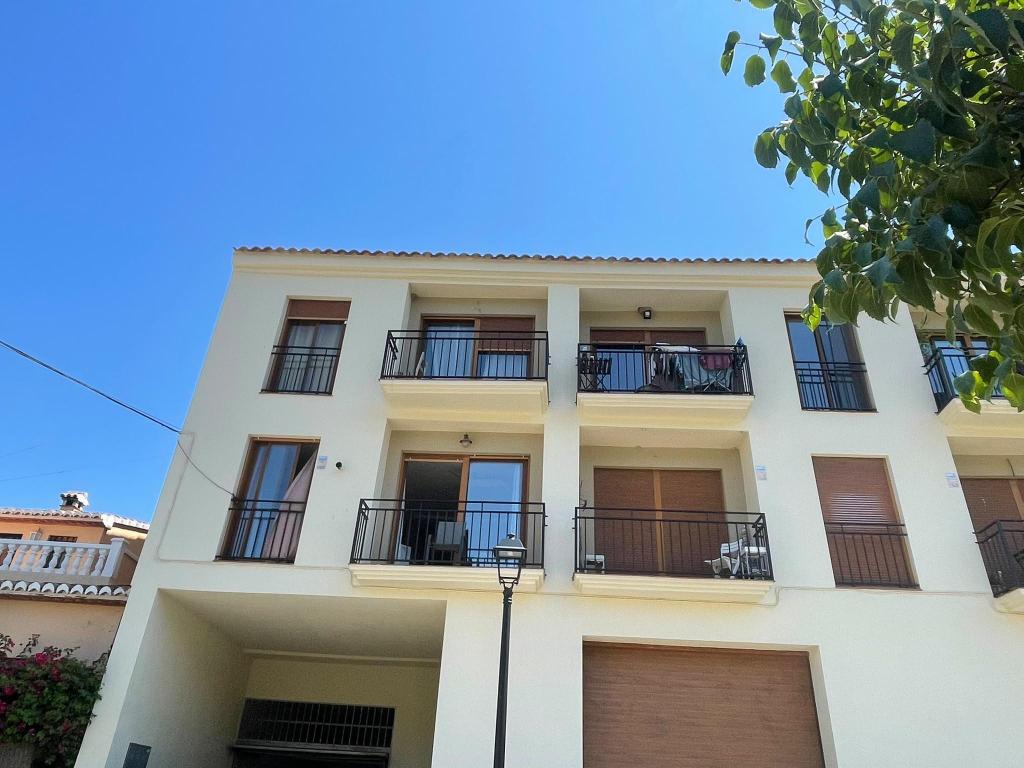 2 bed apartment in Parcent
