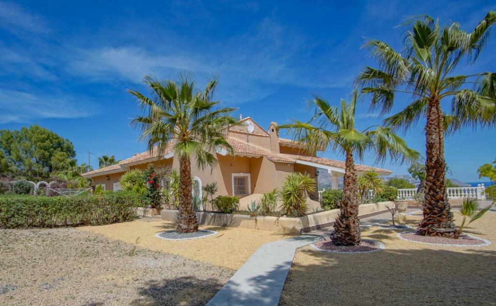 8 bed villa in La Nucía