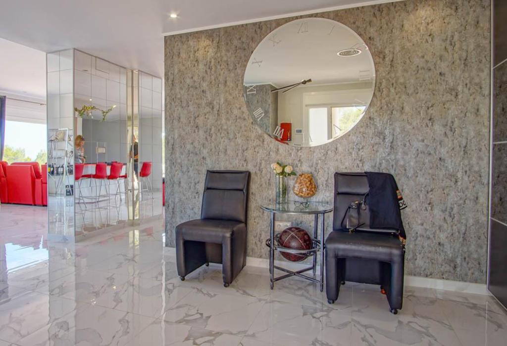 8 bed villa in La Nucía