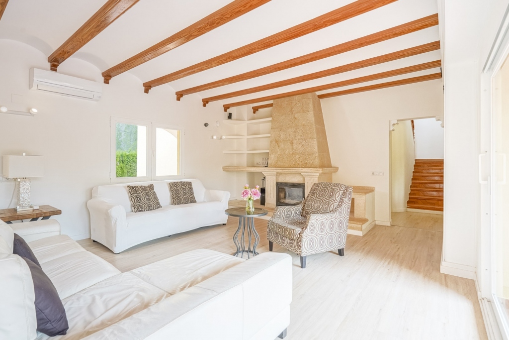 4 bed villa in Gata de Gorgos