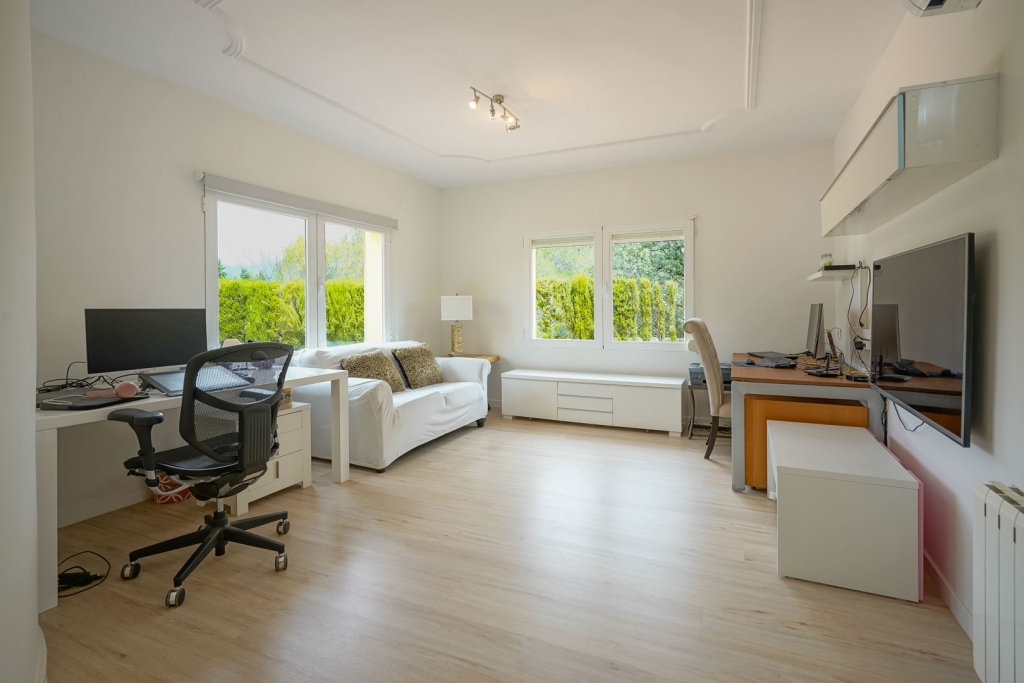 4 bed villa in Gata de Gorgos