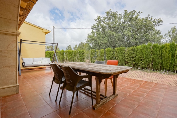 4 bed villa in Gata de Gorgos