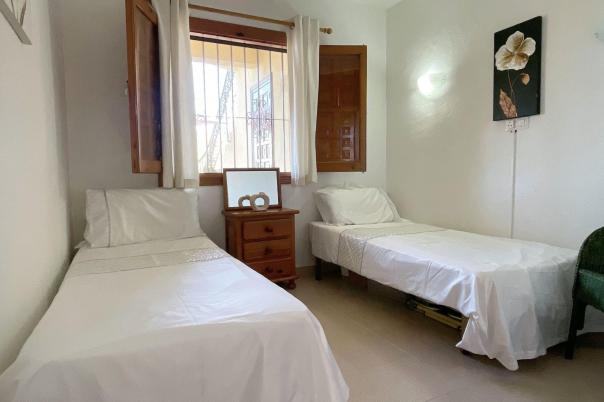 2 bed apartment in Moraira