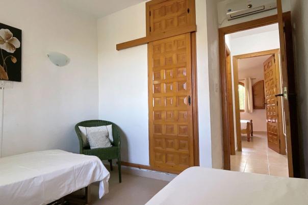 2 bed apartment in Moraira