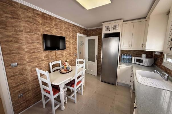 5 bed chalet in Alicante/Alacant