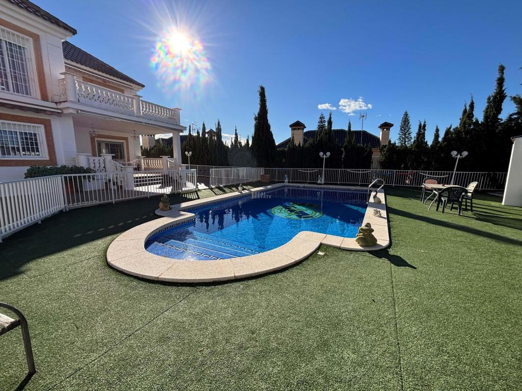 5 bed chalet in Alicante/Alacant