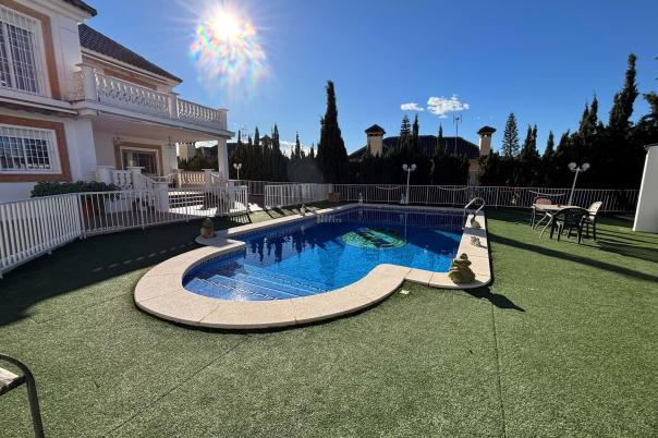 5 bed chalet in Alicante/Alacant