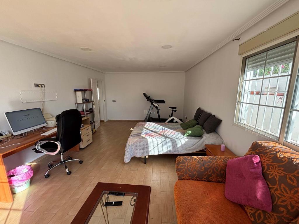 5 bed chalet in Alicante/Alacant