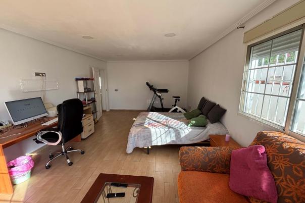 5 bed chalet in Alicante/Alacant