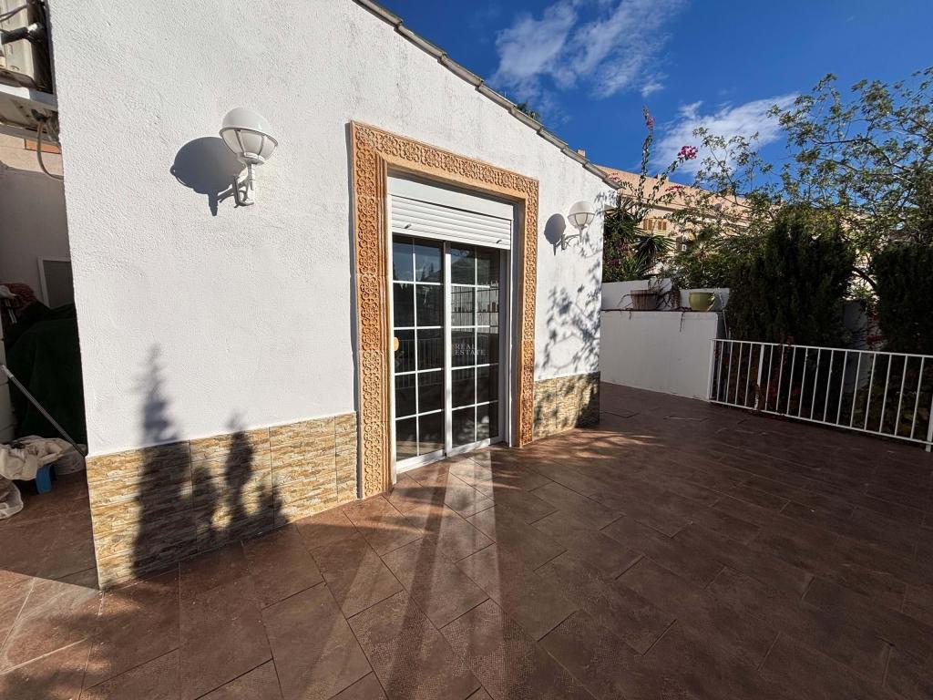 5 bed chalet in Alicante/Alacant