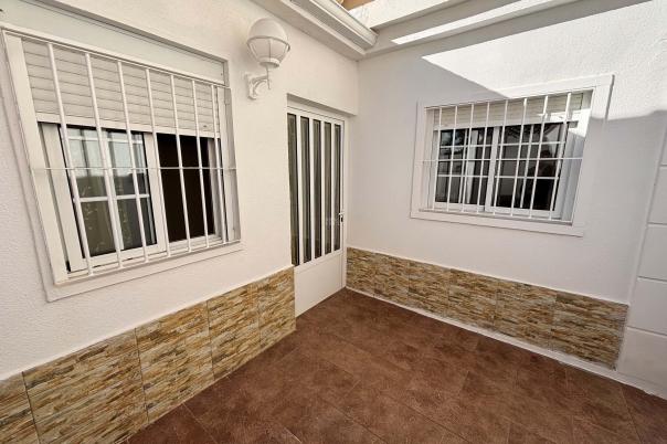 5 bed chalet in Alicante/Alacant