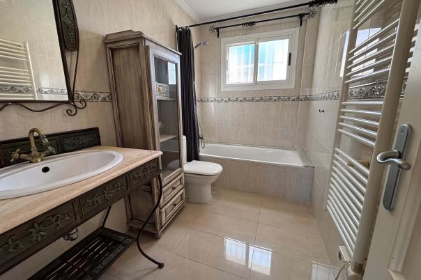 5 bed chalet in Alicante/Alacant