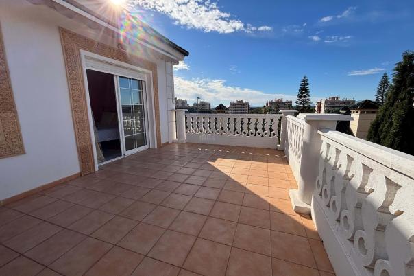 5 bed chalet in Alicante/Alacant