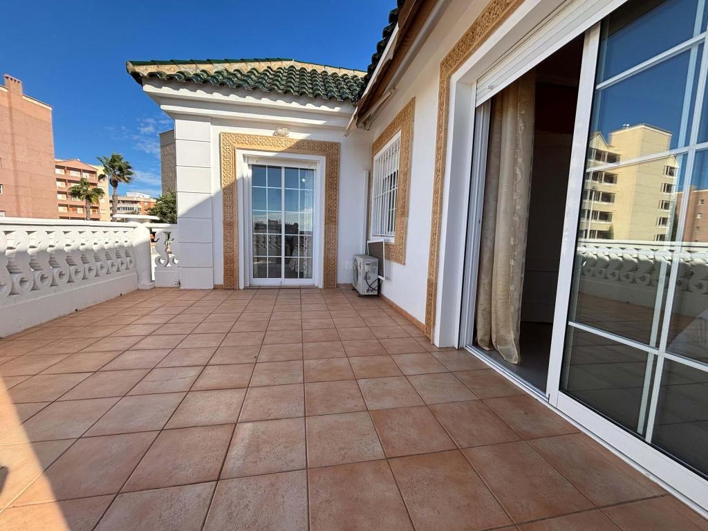 5 bed chalet in Alicante/Alacant