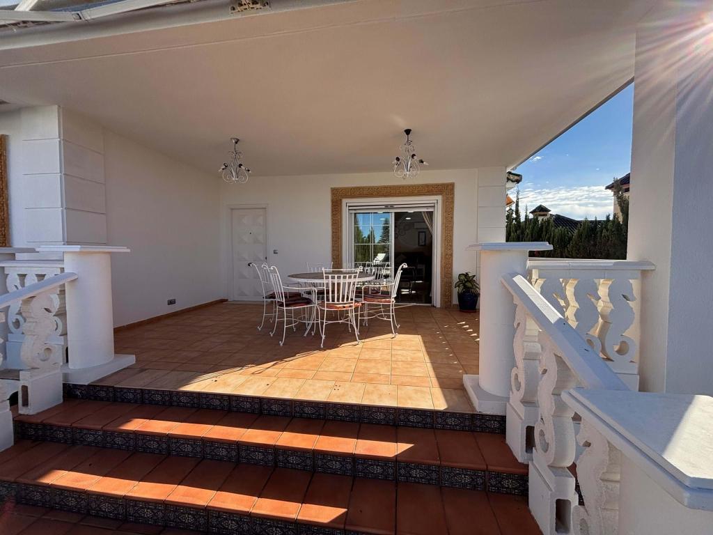 5 bed chalet in Alicante/Alacant