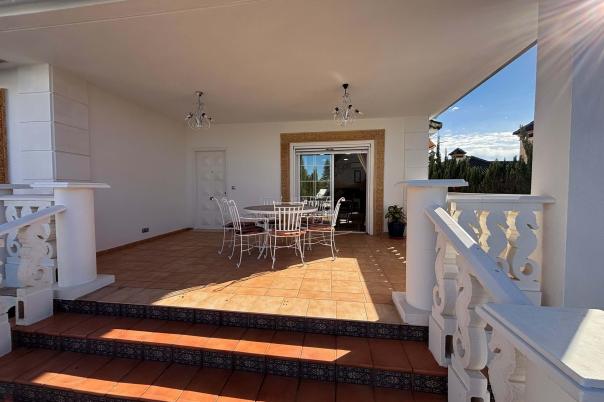 5 bed chalet in Alicante/Alacant