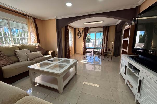 5 bed chalet in Alicante/Alacant