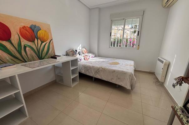 5 bed chalet in Alicante/Alacant