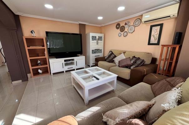 5 bed chalet in Alicante/Alacant