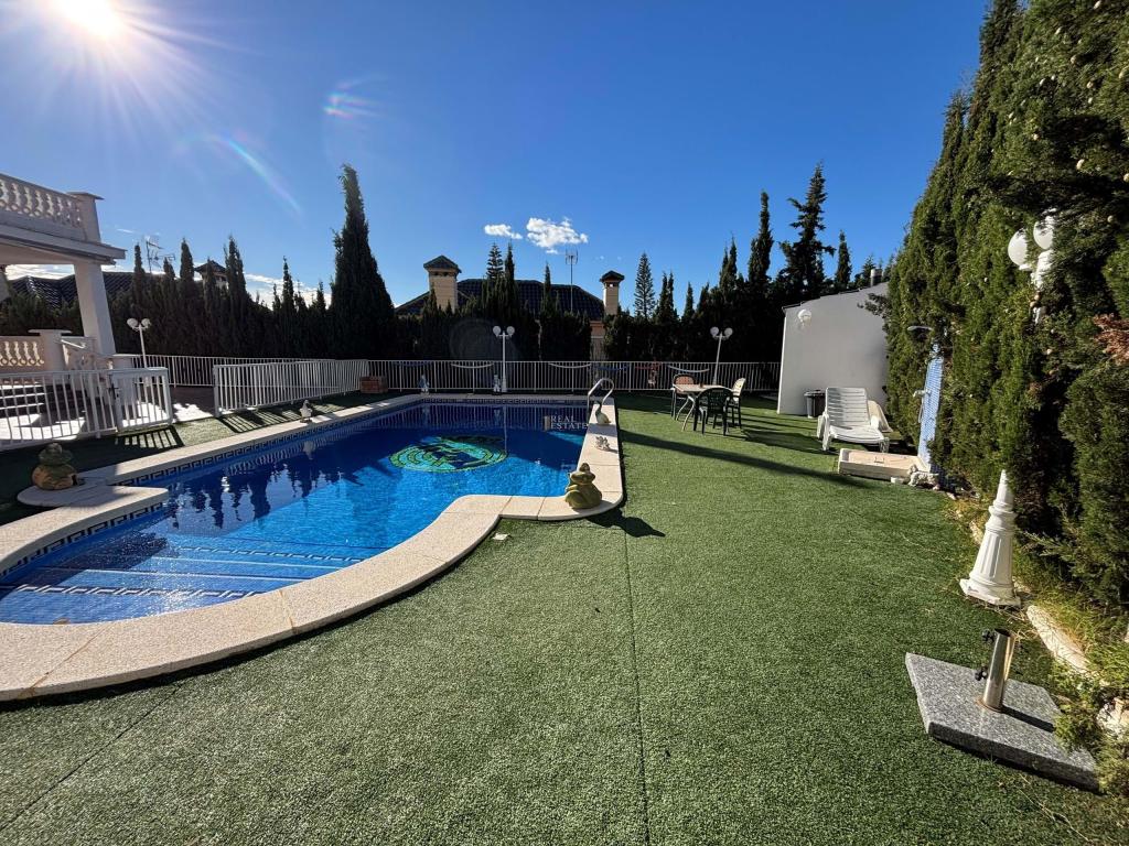 5 bed chalet in Alicante/Alacant