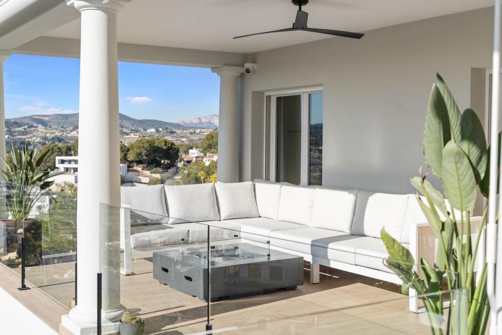 4 bed villas in Moraira
