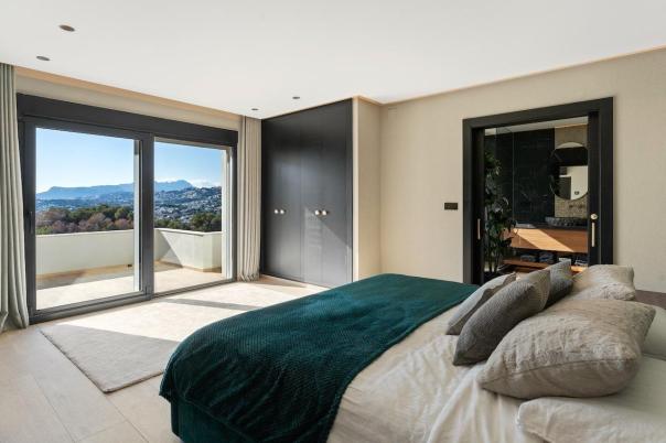 4 bed villas in Moraira