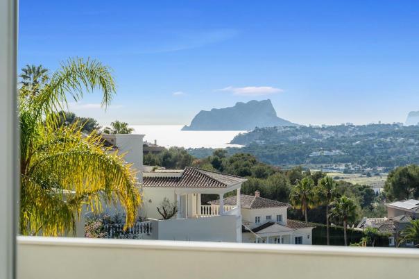 4 bed villas in Moraira