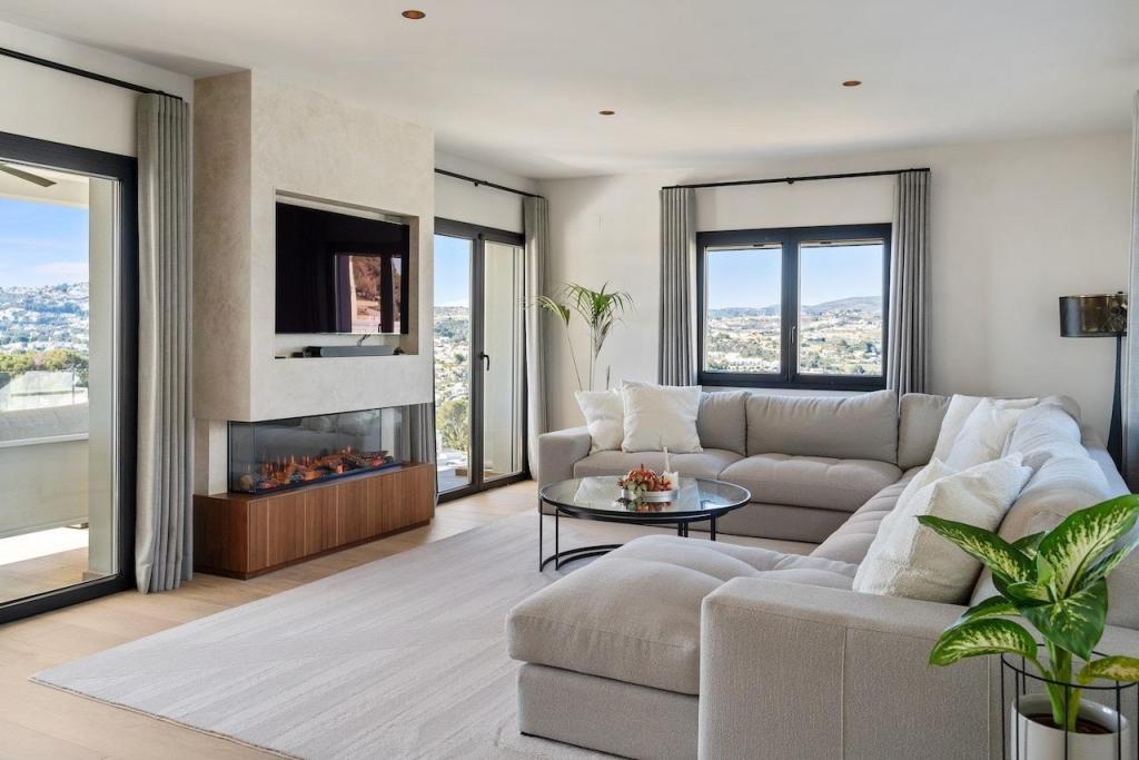 4 bed villas in Moraira