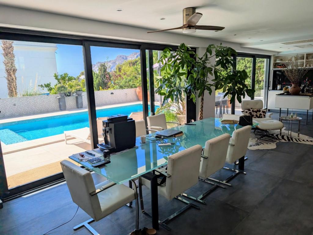 4 bed villas in Calpe