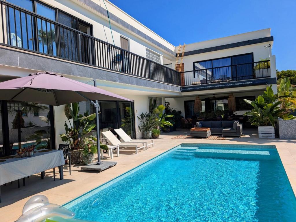 4 bed villas in Calpe