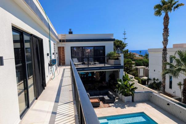4 bed villas in Calpe