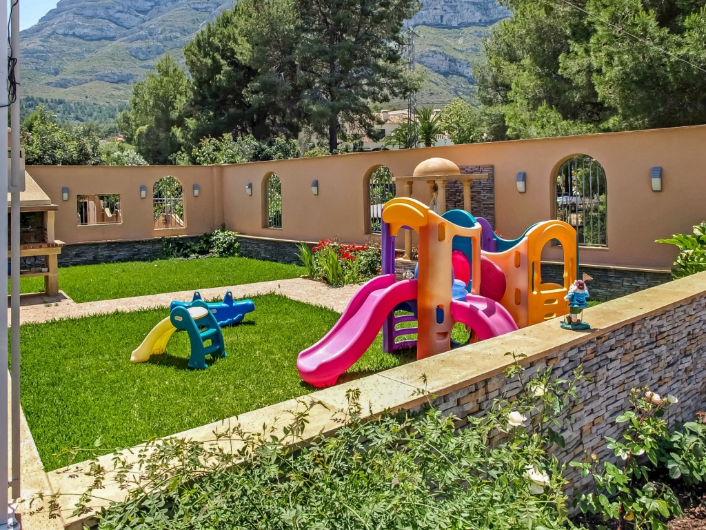 11 bed villa in Denia