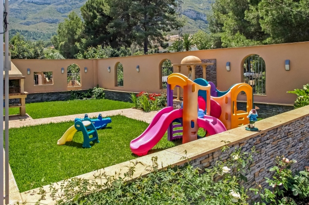 11 bed villa in Denia