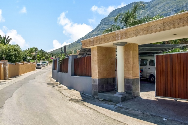 11 bed villa in Denia