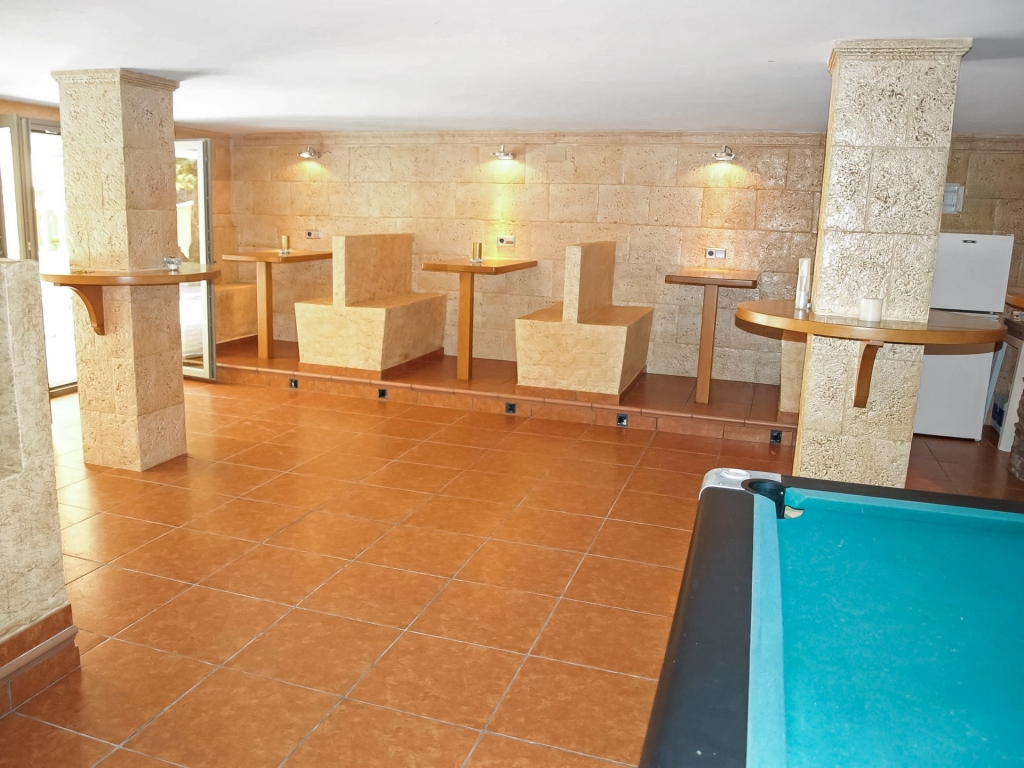11 bed villa in Denia
