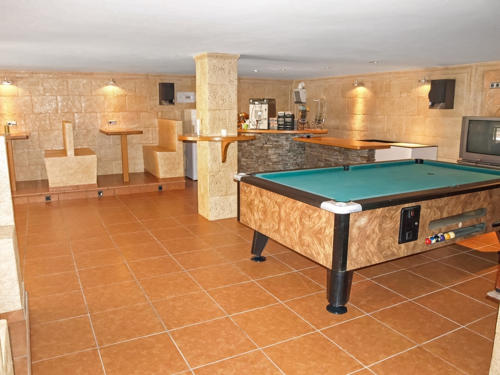 11 bed villa in Denia
