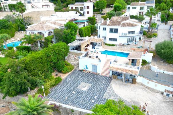 6 bed villa in Jávea